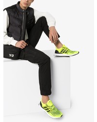 Chaussures de sport chartreuses adidas