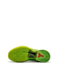 Chaussures de sport chartreuses Nike