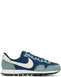 Chaussures de sport en cuir blanc et bleu Nike