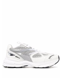 Chaussures de sport en cuir blanches Axel Arigato