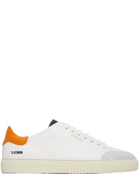 Chaussures de sport en cuir blanches Axel Arigato