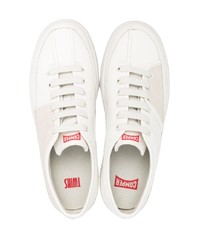 Chaussures de sport en cuir blanches Camper