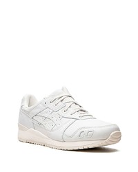 Chaussures de sport en cuir blanches Asics