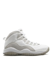 Chaussures de sport en cuir blanches Jordan