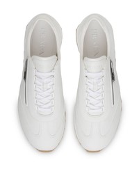 Chaussures de sport en cuir blanches Prada