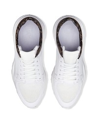 Chaussures de sport en cuir blanches Fendi