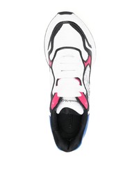 Chaussures de sport en cuir blanches Alexander McQueen