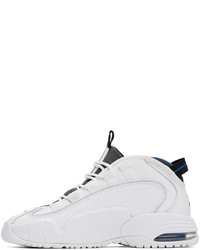 Chaussures de sport en cuir blanches Nike