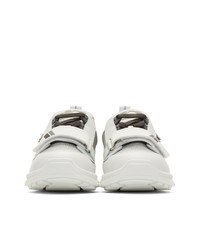 Chaussures de sport en cuir blanches Prada