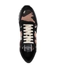 Chaussures de sport en cuir camouflage noires Valentino Garavani