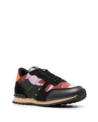 Chaussures de sport en cuir camouflage noires Valentino Garavani