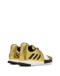 Chaussures de sport en cuir dorées adidas