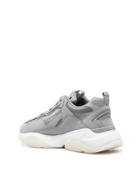 Chaussures de sport en cuir grises Amiri