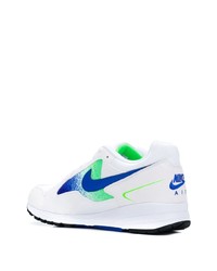 Chaussures de sport en cuir imprimées blanches Nike