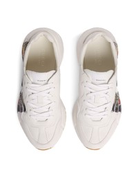 Chaussures de sport en cuir imprimées blanches Gucci