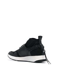 Chaussures de sport en cuir imprimées noires et blanches Karl Lagerfeld