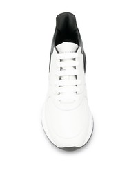 Chaussures de sport en cuir noires et blanches Alexander McQueen