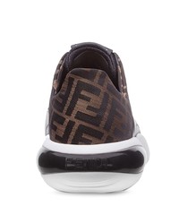 Chaussures de sport en cuir noires Fendi