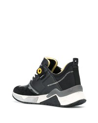 Chaussures de sport en cuir noires Diesel