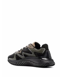 Chaussures de sport en cuir noires Valentino Garavani