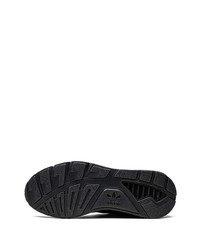 Chaussures de sport en cuir noires adidas