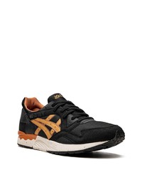 Chaussures de sport en cuir ornées noires Asics