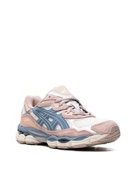 Chaussures de sport en daim beiges Asics