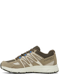 Chaussures de sport en daim beiges Salomon