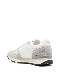 Chaussures de sport en daim blanches Emporio Armani