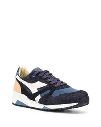 Chaussures de sport en daim bleu marine Diadora