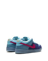 Chaussures de sport en daim bleu marine Nike