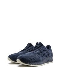 Chaussures de sport en daim bleu marine Asics