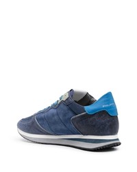 Chaussures de sport en daim bleu marine Philippe Model Paris