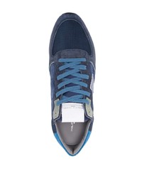 Chaussures de sport en daim bleu marine Philippe Model Paris