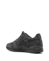 Chaussures de sport en daim gris foncé Asics