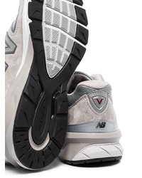 Chaussures de sport en daim grises New Balance