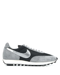 Chaussures de sport en daim grises Nike