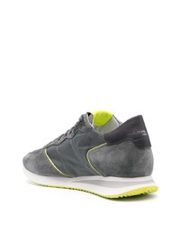 Chaussures de sport en daim grises Philippe Model Paris