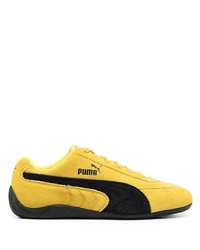 Chaussures de sport en daim jaunes Puma