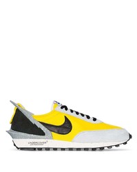Chaussures de sport en daim multicolores Nike