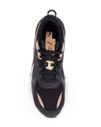 Chaussures de sport en daim noires Puma