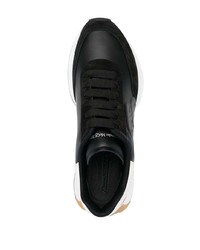 Chaussures de sport en daim noires Alexander McQueen