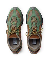 Chaussures de sport en daim olive Gucci
