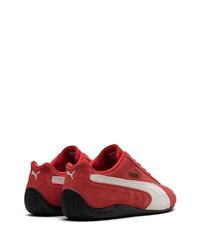 Chaussures de sport en daim rouges Puma