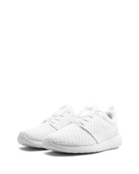 Chaussures de sport en toile blanches Nike