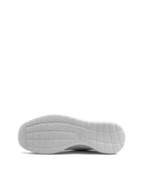 Chaussures de sport en toile blanches Nike