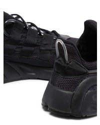 Chaussures de sport en toile noires adidas