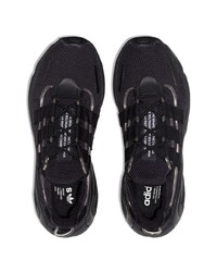 Chaussures de sport en toile noires adidas