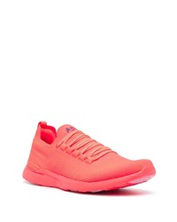 Chaussures de sport fuchsia APL Athletic Propulsion Labs