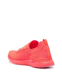 Chaussures de sport fuchsia APL Athletic Propulsion Labs